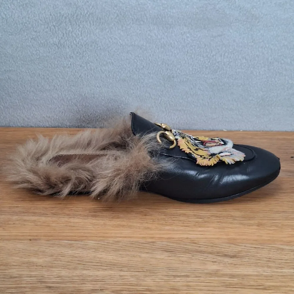 Gucci SINGLE LEFT SHOE ONLY Princetown Mule Women 6  Black Fur Horsebit Tiger